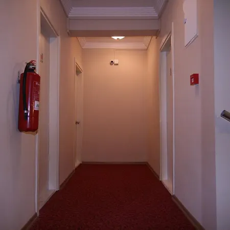 Adrian Hotel