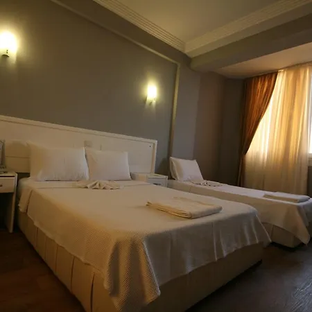 Hotel Adrian 3*