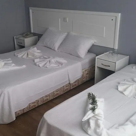 Hotel Adrian 3*